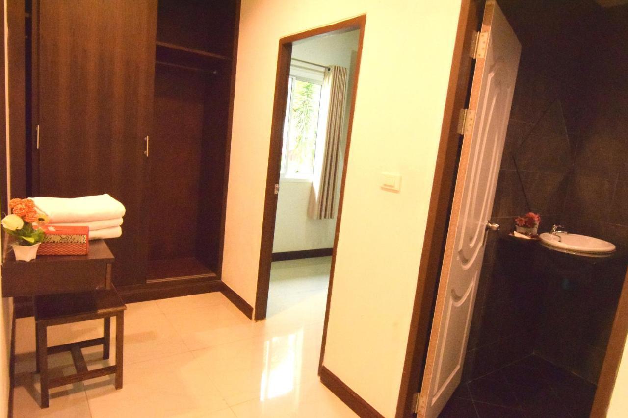 Phuket Airport Villa Ban Bo Han Eksteriør bilde